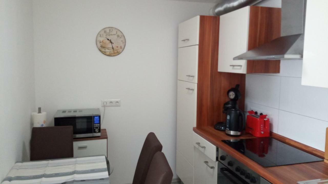 Komfortable Ferienwohnung Waghaeusel Ngoại thất bức ảnh