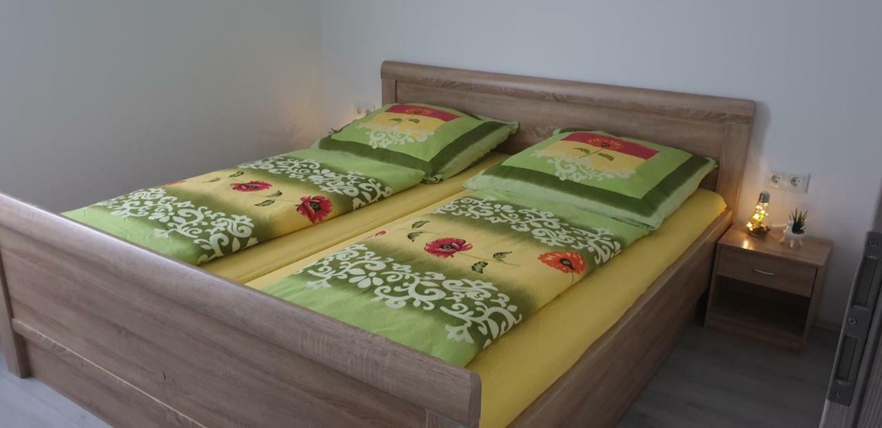 Komfortable Ferienwohnung Waghaeusel Ngoại thất bức ảnh