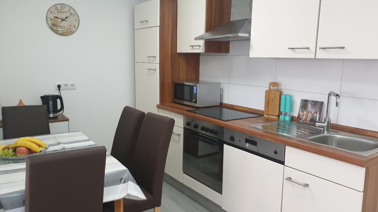 Komfortable Ferienwohnung Waghaeusel Ngoại thất bức ảnh